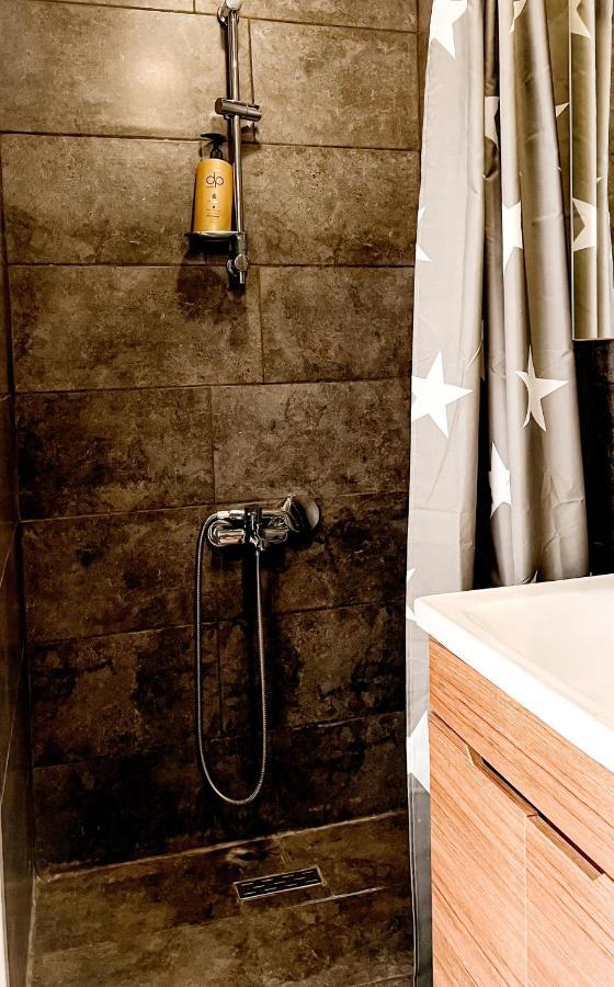 5 Mins To Airport Private Villa Room Istanbul Exterior foto